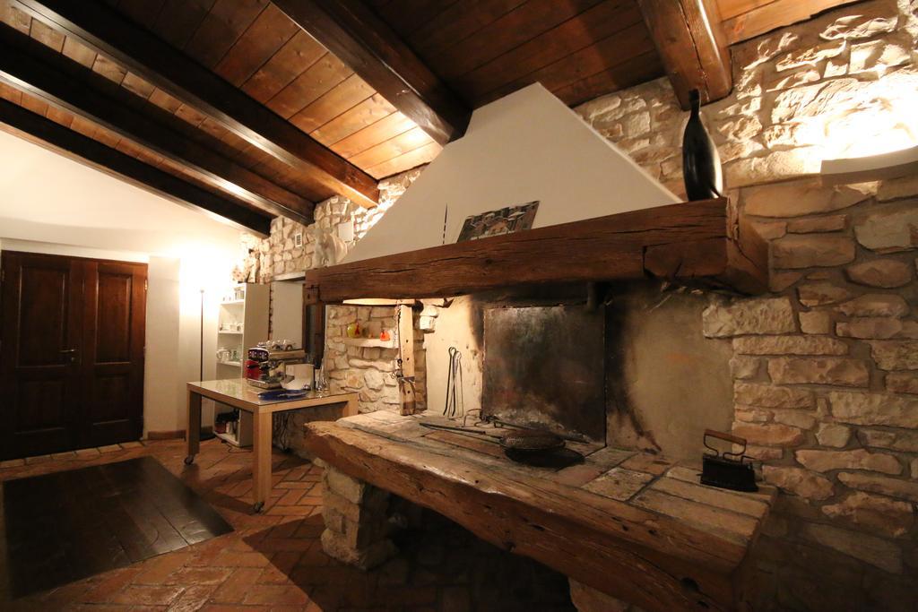 Agriturismo Valdifiori Sassoferrato Экстерьер фото